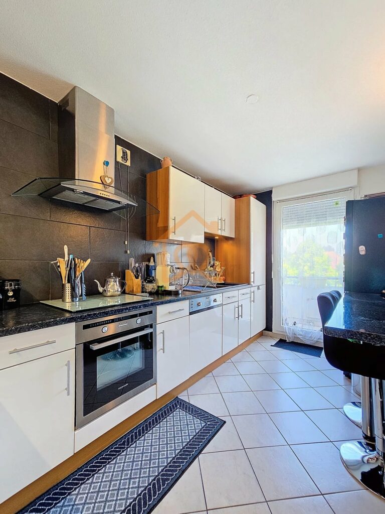 Spacieux T4 de 98 m² avec terrasse et garage – Lingolsheim - Premi'home Agence immobilière Aix En Provence