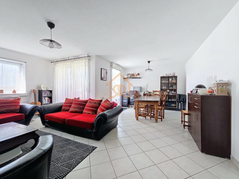 Spacieux T4 de 98 m² avec terrasse et garage – Lingolsheim - Premi'home Agence immobilière Aix En Provence