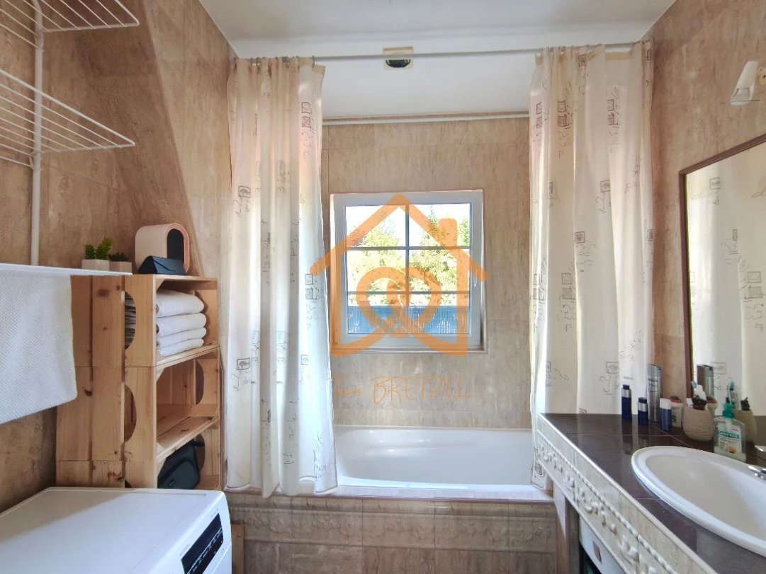 Bel appartement T3 CLIMATISE, sans vis à vis, terrasse, combles aménageables et 1 garage - Premi'home Agence immobilière Aix En Provence
