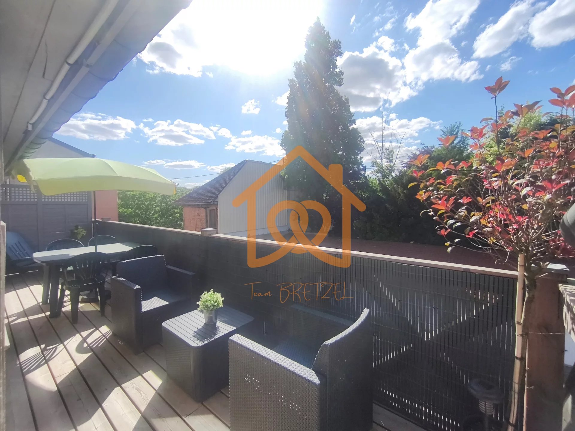 Bel appartement T3 CLIMATISE, sans vis à vis, terrasse, combles aménageables et 1 garage - Premi'home Agence immobilière Aix En Provence