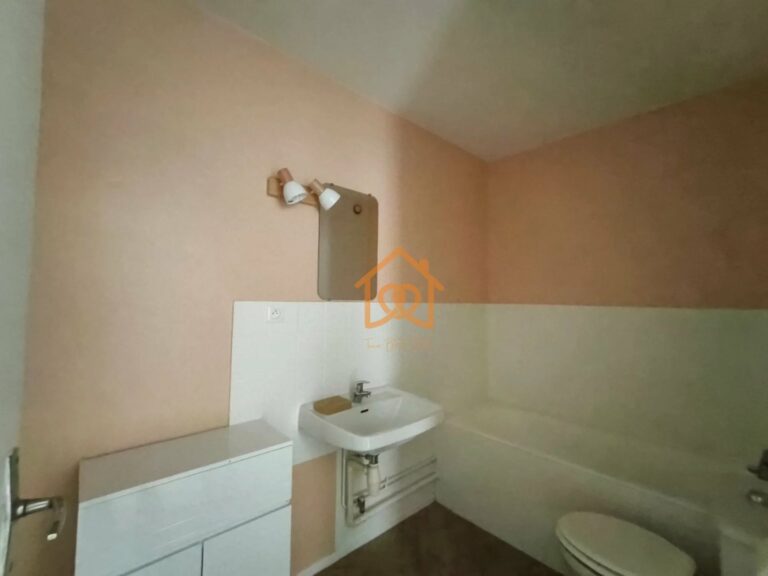 Charmant appartement 1 pièce avec balcon et parking – Strasbourg NEUDORF - Premi'home Agence immobilière Aix En Provence