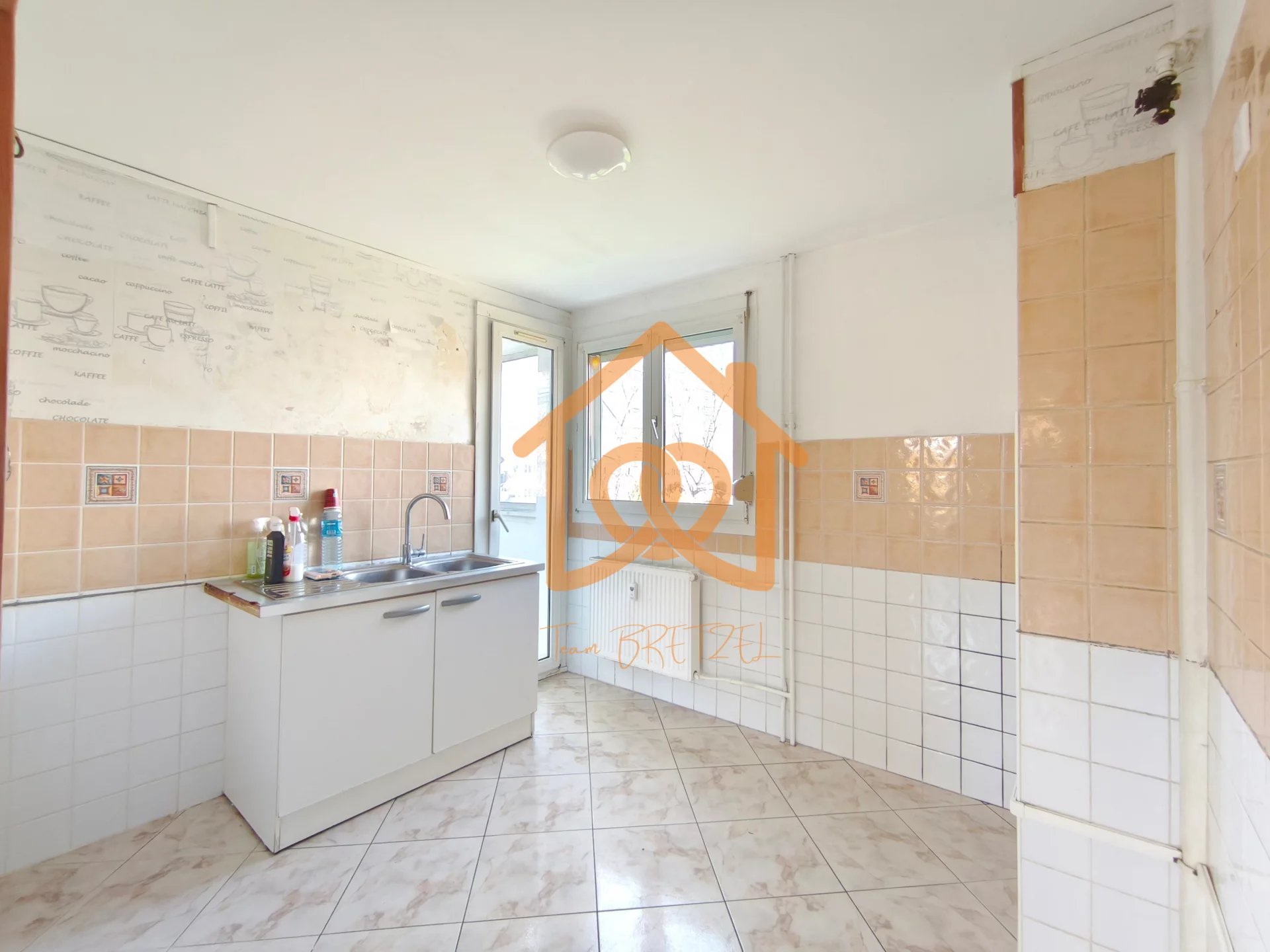 Bel Appartement traversant 2ème étage avec 3 chambres - Premi'home Agence immobilière Aix En Provence