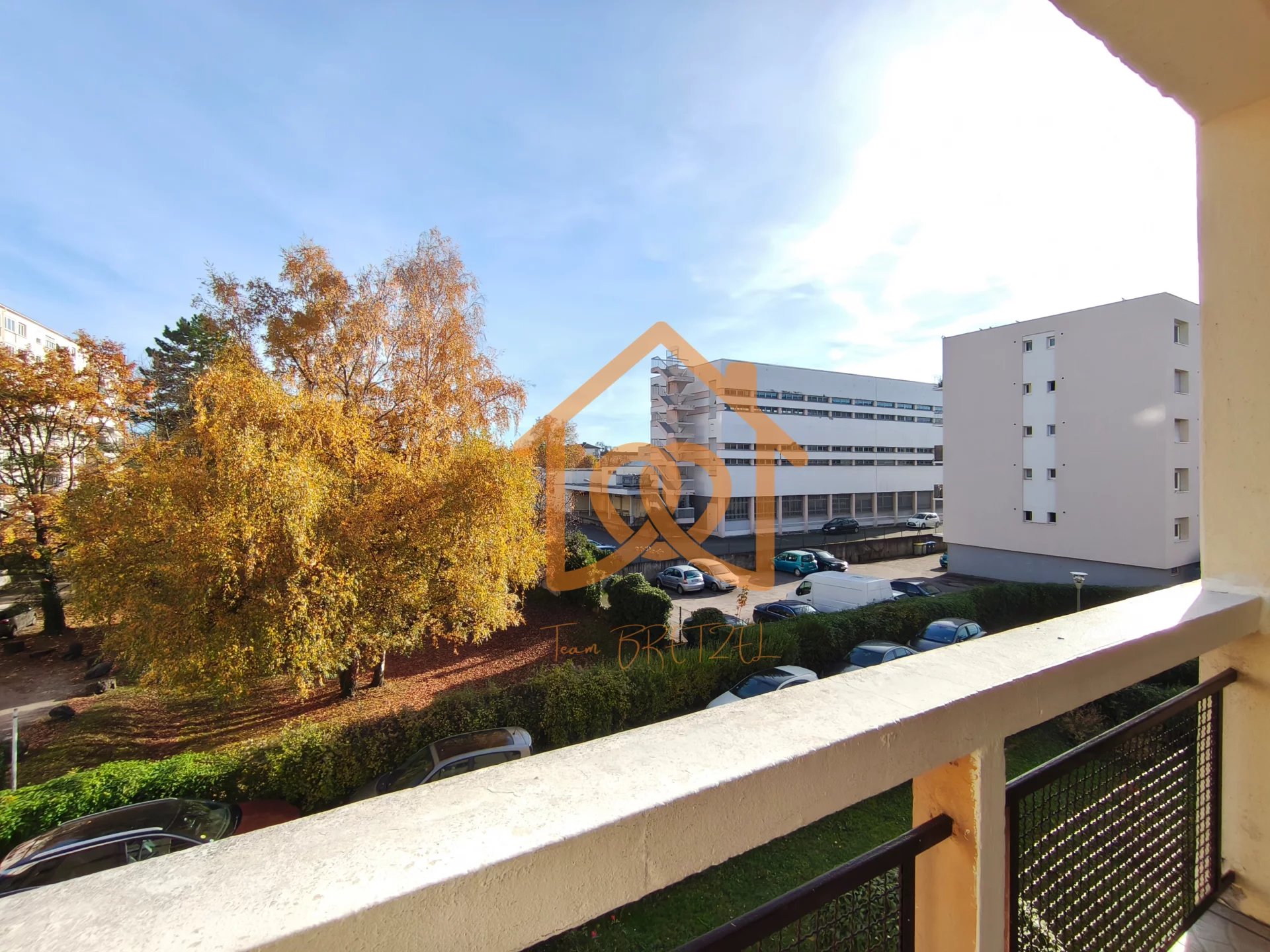 Bel Appartement traversant 2ème étage avec 3 chambres - Premi'home Agence immobilière Aix En Provence