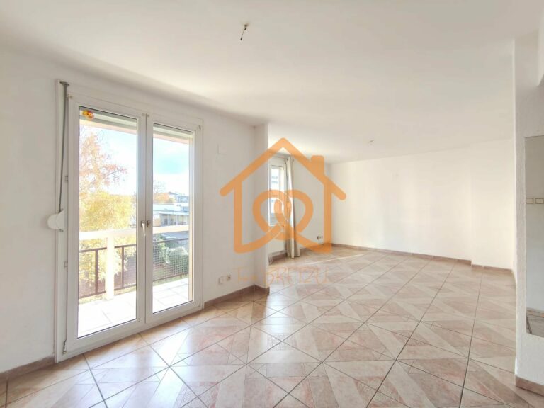 Bel Appartement traversant 2ème étage avec 3 chambres - Premi'home Agence immobilière Aix En Provence