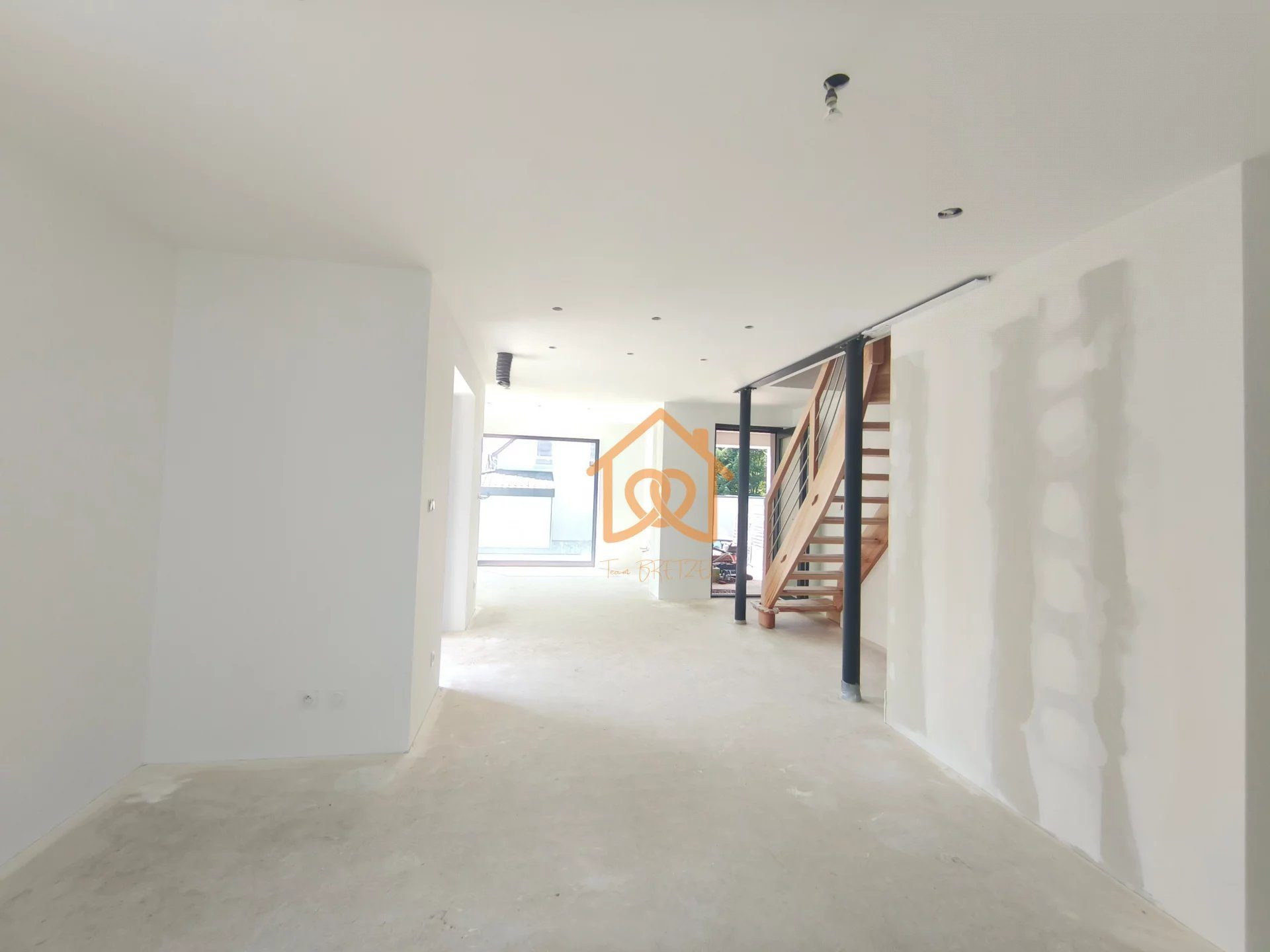 À Geispolsheim Village : Appartement avec garage, parking cave - Premi'home Agence immobilière Aix En Provence